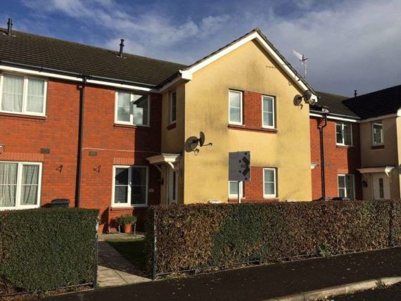 2 bedroom Terraced t...